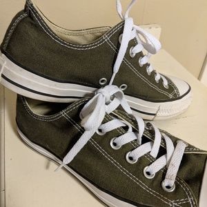 Converse Chuck Taylor's